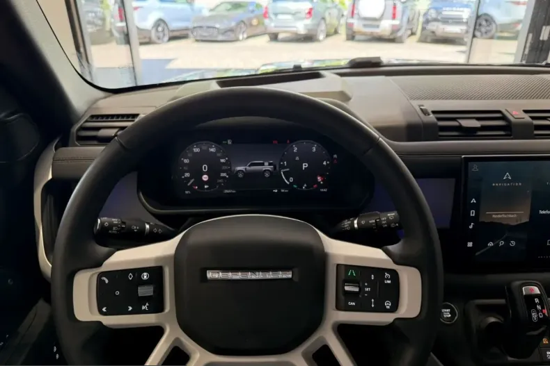 Land Rover Defender din 2024 cu 29.400 km - oferta LAN228945 - foto 13