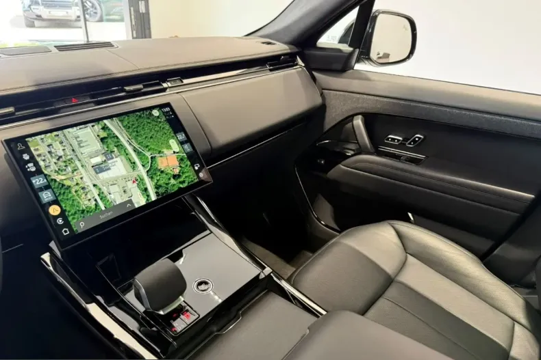 Land Rover Range Rover Sport din 2025 cu 28.000 km - oferta LAN228946 - foto 14