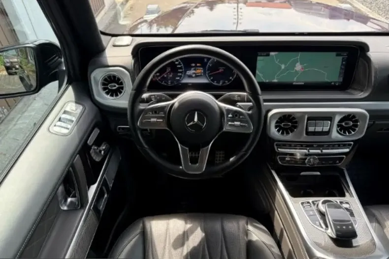 Mercedes-Benz G 500 (Clasa G) din 2023 cu 12.300 km - oferta MER228947 - foto 12