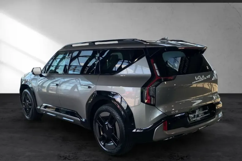 Kia EV9 din 2025 cu 12.480 km - oferta KIA228953 - foto 4