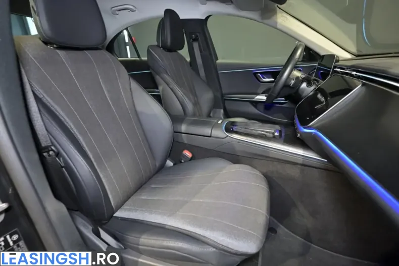 Mercedes-Benz E 200 (Clasa E) din 2024 cu 9.100 km - oferta MER228956 - foto 4