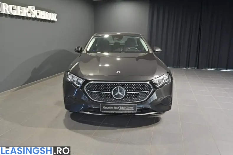 Mercedes-Benz E 200 (Clasa E) din 2024 cu 9.100 km - oferta MER228956 - foto 10