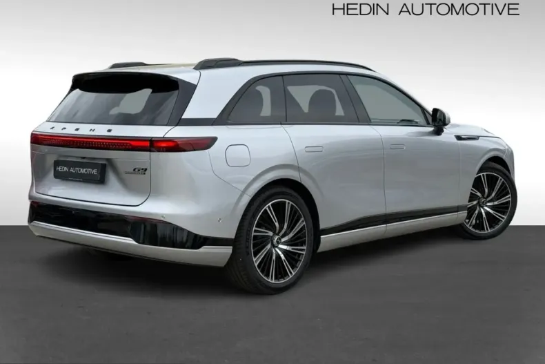 XPENG G9 din 2025 cu 29.990 km - oferta XPE228961 - foto 2