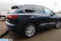 Volkswagen Touareg din 2024 cu 23.638 km - oferta VOL228964 - foto 2
