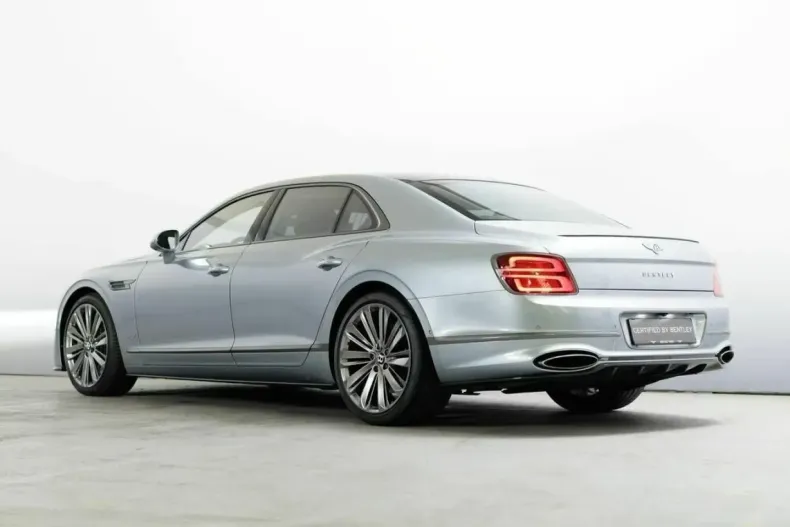 Bentley Flying Spur din 2023 cu 17.847 km - oferta BEN228970 - foto 9