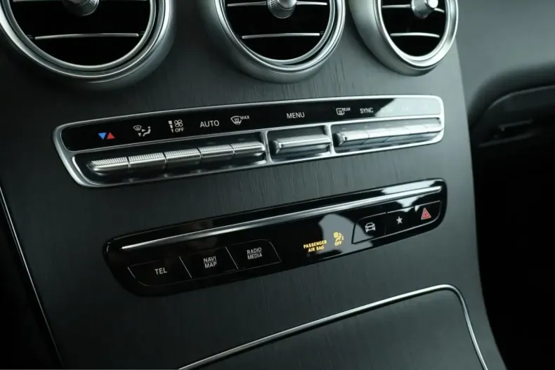 Mercedes-Benz GLC 300 (Clasa GLC) din 2022 cu 19.994 km - oferta MER228983 - foto 14