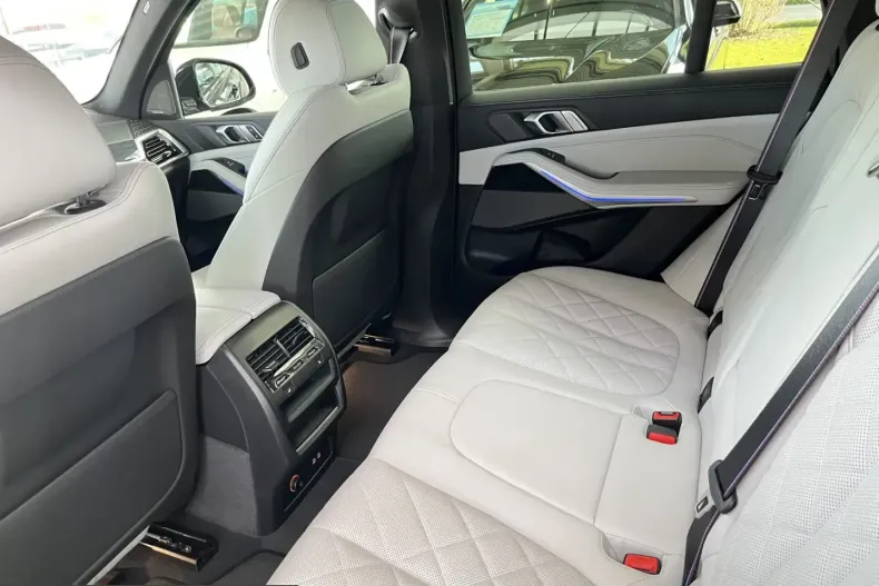 BMW X5 (Seria X) din 2025 cu 7.193 km - oferta BMW228989 - foto 13