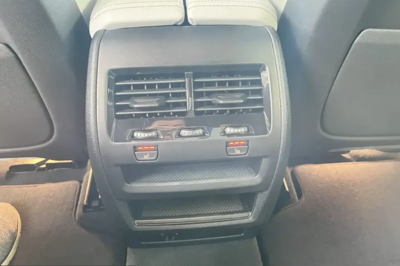 BMW X5 (Seria X) din 2025 cu 7.193 km - oferta BMW228989 - foto 19
