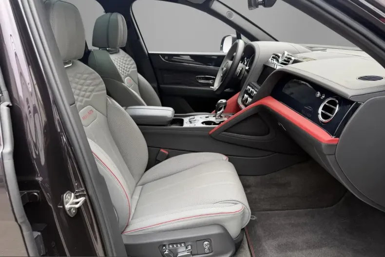 Bentley Bentayga din 2025 cu 12.000 km - oferta BEN228990 - foto 18