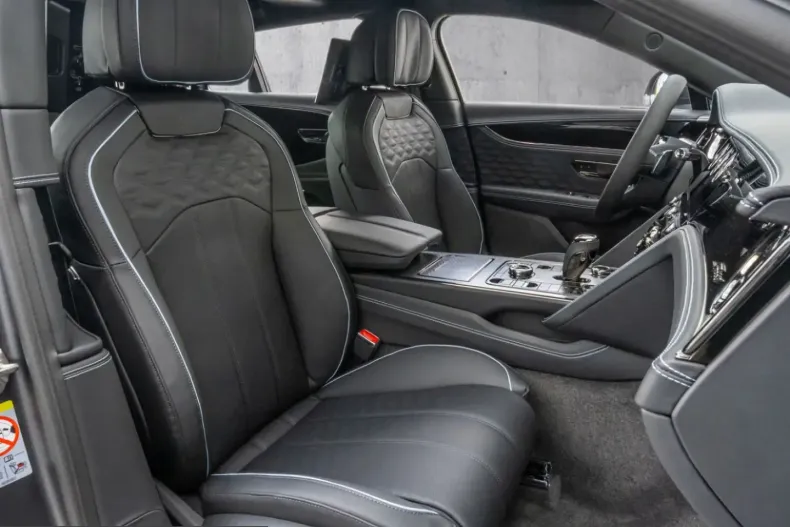 Bentley Flying Spur din 2025 cu 5.200 km - oferta BEN228993 - foto 6