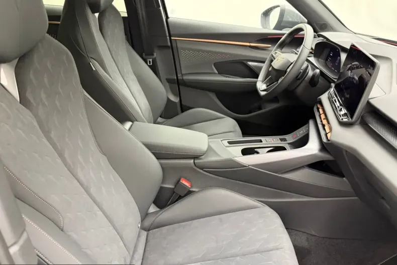 Cupra Terramar din 2025 cu 12.690 km - oferta CUP228996 - foto 3