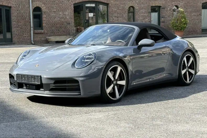 Porsche 992 din 2025 cu 11.400 km - oferta POR229001 - foto 1