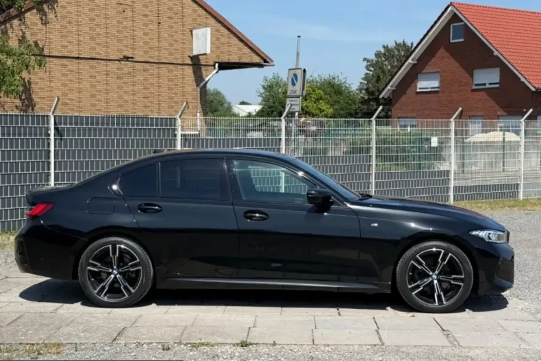 BMW 320 (Seria 3) din 2025 cu 25.785 km - oferta BMW229011 - foto 2