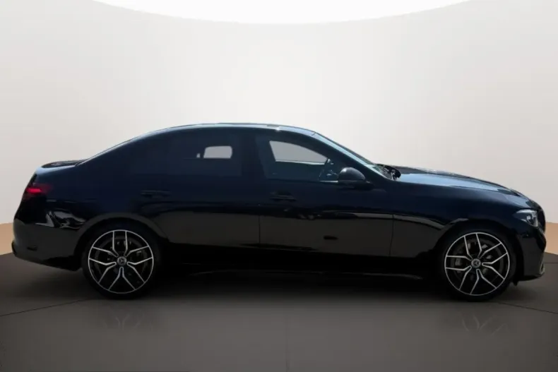 Mercedes-Benz C 180 (Clasa C) din 2025 cu 14.404 km - oferta MER229015 - foto 4