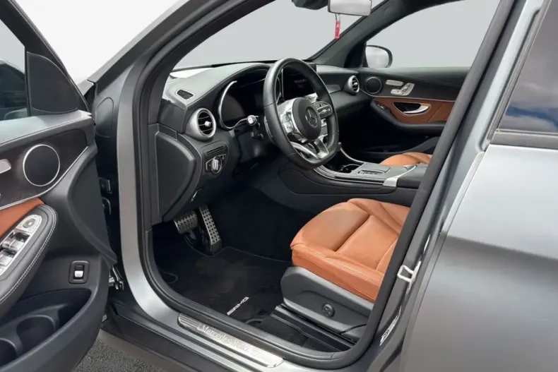 Mercedes-Benz GLC 400 (Clasa GLC) din 2022 cu 49.782 km - oferta MER229020 - foto 9