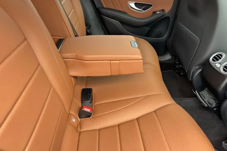 Mercedes-Benz GLC 400 (Clasa GLC) din 2022 cu 49.782 km - oferta MER229020 - foto 22