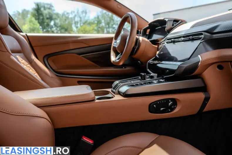 Aston Martin Vanquish din 2024 cu 11.000 km - oferta AST229025 - foto 30