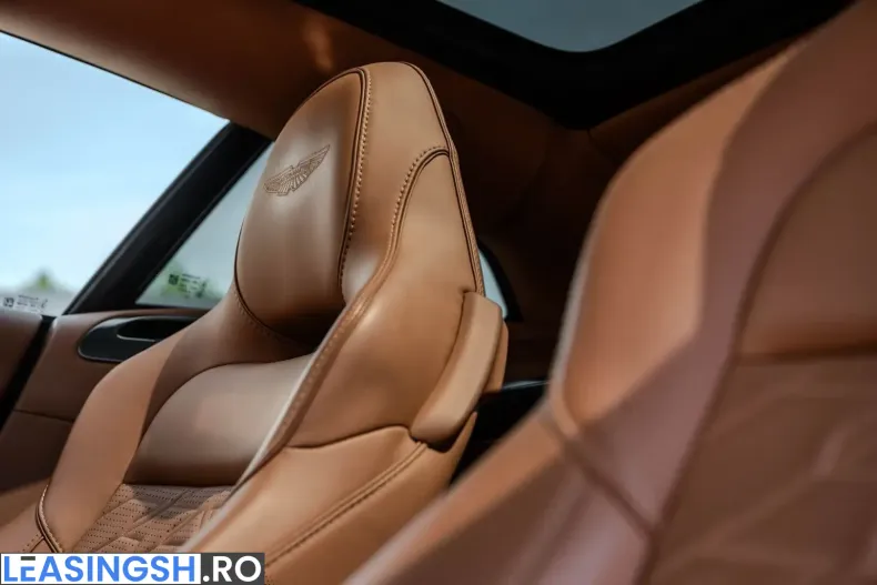 Aston Martin Vanquish din 2024 cu 11.000 km - oferta AST229025 - foto 34