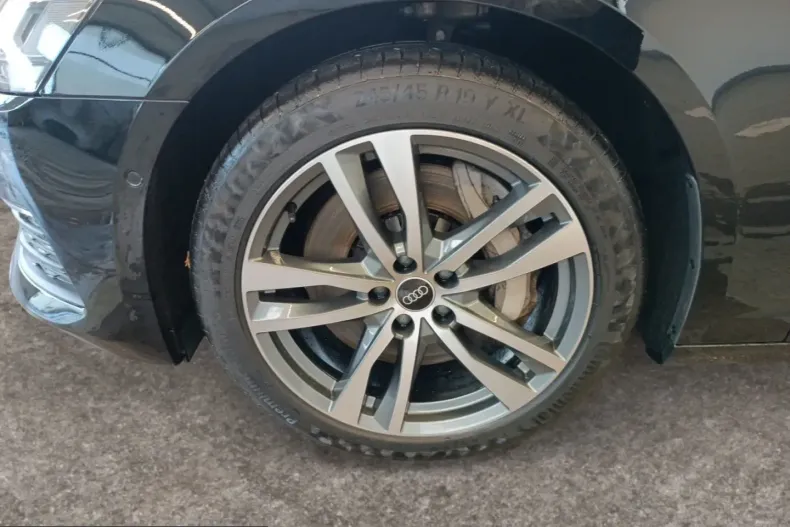 Audi A6 din 2022 cu 65.238 km - oferta AUD229031 - foto 13