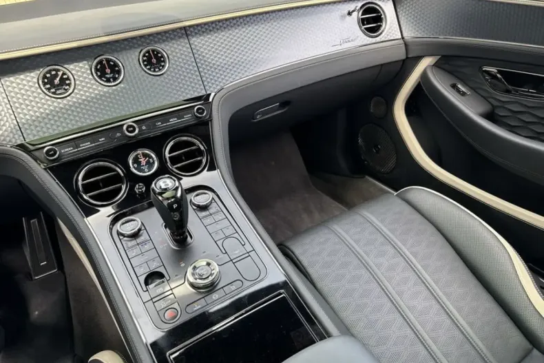 Bentley Continental GT din 2024 cu 9.758 km - oferta BEN229035 - foto 27