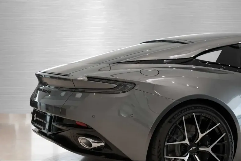Aston Martin DB12 din 2025 cu 6.000 km - oferta AST229045 - foto 18