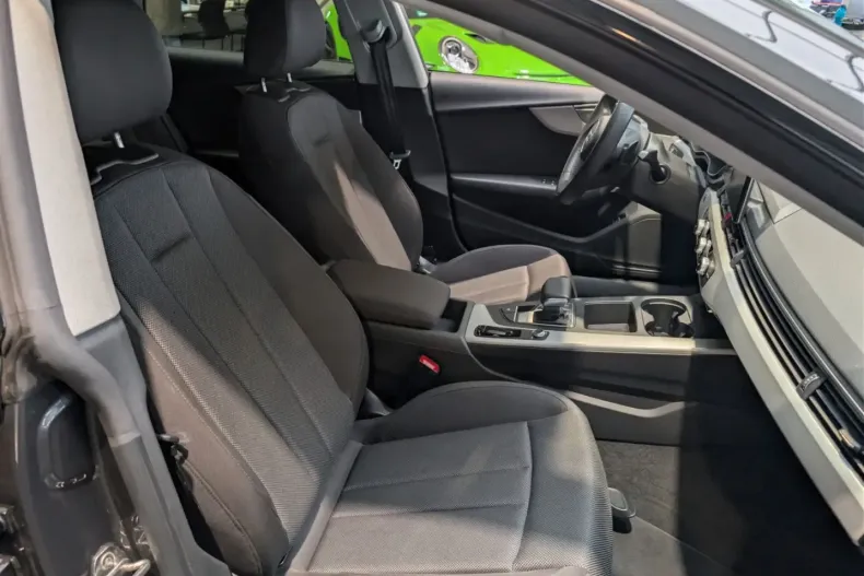 Audi A5 din 2022 cu 66.000 km - oferta AUD229048 - foto 11