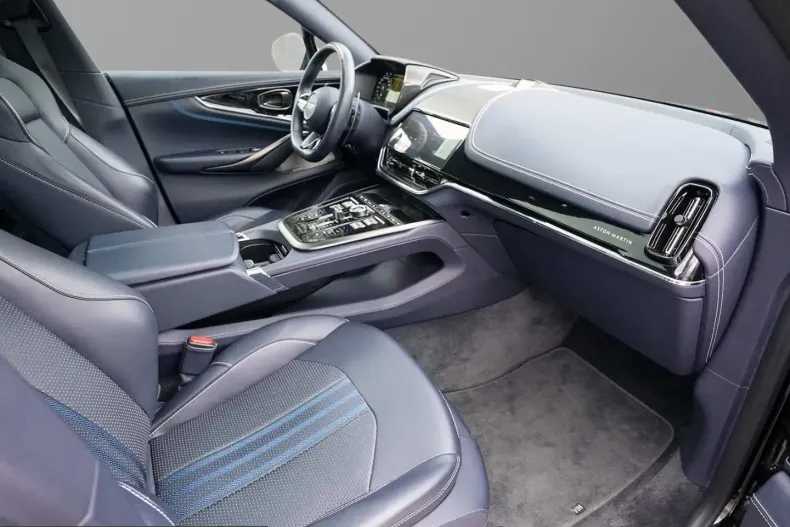 Aston Martin DBX din 2024 cu 13.500 km - oferta AST229049 - foto 33
