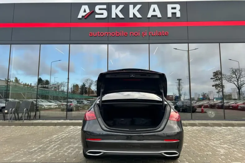 Mercedes-Benz C 30 AMG (Clasa C) din 2024 cu 5.988 km - oferta MER229052 - foto 7