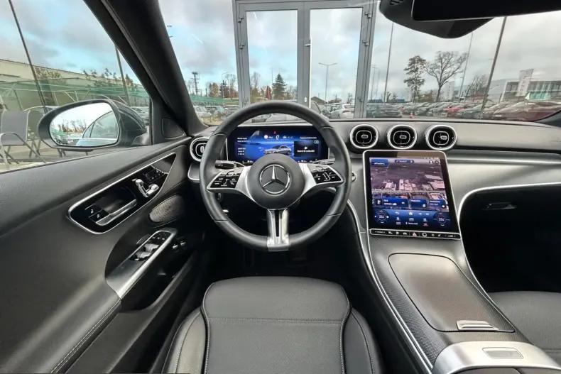 Mercedes-Benz C 30 AMG (Clasa C) din 2024 cu 5.988 km - oferta MER229052 - foto 9