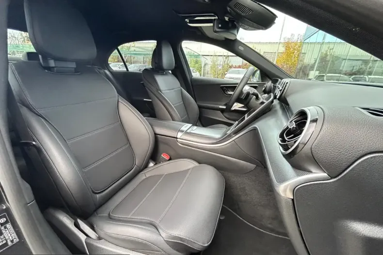 Mercedes-Benz C 30 AMG (Clasa C) din 2024 cu 5.988 km - oferta MER229052 - foto 12