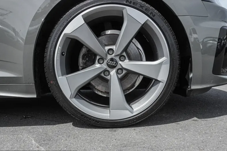 Audi A5 din 2023 cu 49.712 km - oferta AUD229062 - foto 6