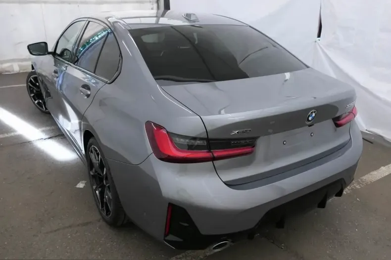 BMW 330 (Seria 3) din 2025 cu 10.076 km - oferta BMW229063 - foto 4