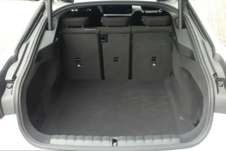 BMW 420d (Seria 4) din 2024 cu 21.860 km - oferta BMW229074 - foto 7