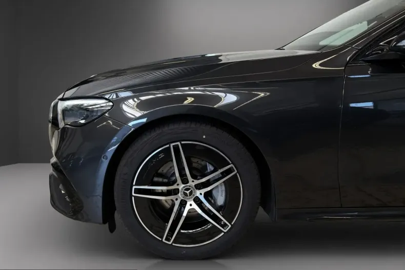Mercedes-Benz E 220 (Clasa E) din 2024 cu 43.004 km - oferta MER229076 - foto 4
