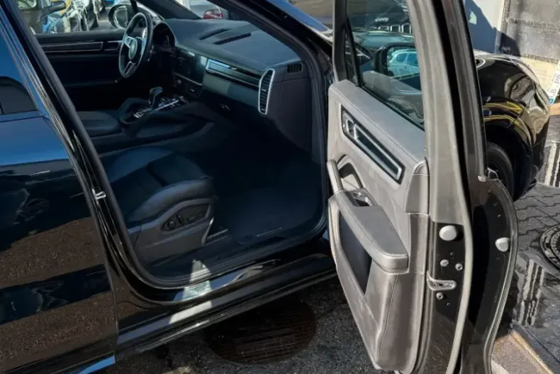 Porsche Cayenne din 2022 cu 33.000 km - oferta POR229078 - foto 7