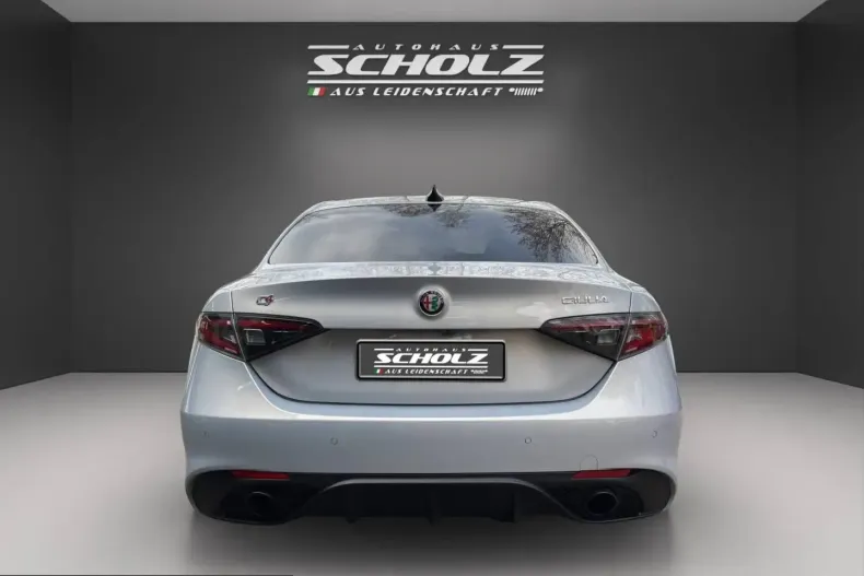 Alfa Romeo Giulia din 2024 cu 19.023 km - oferta ALF229079 - foto 5