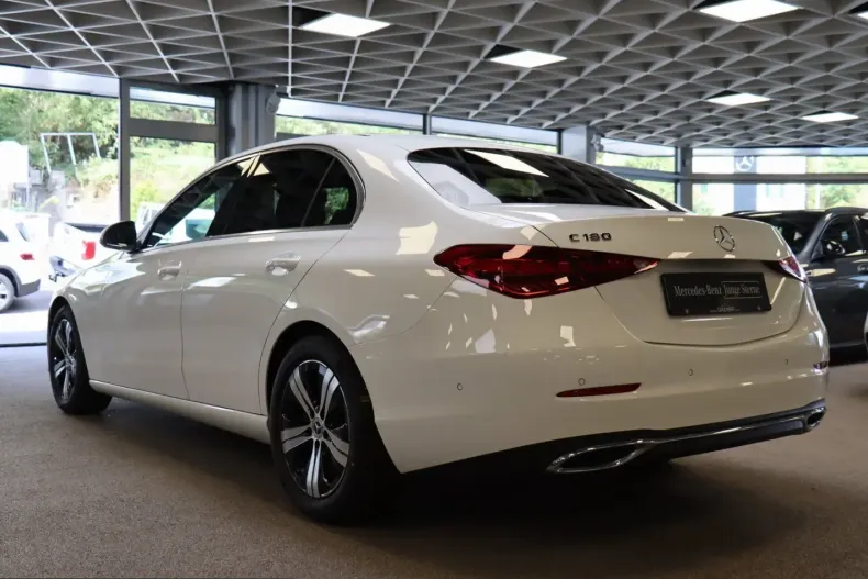 Mercedes-Benz C 180 (Clasa C) din 2024 cu 18.250 km - oferta MER229080 - foto 5