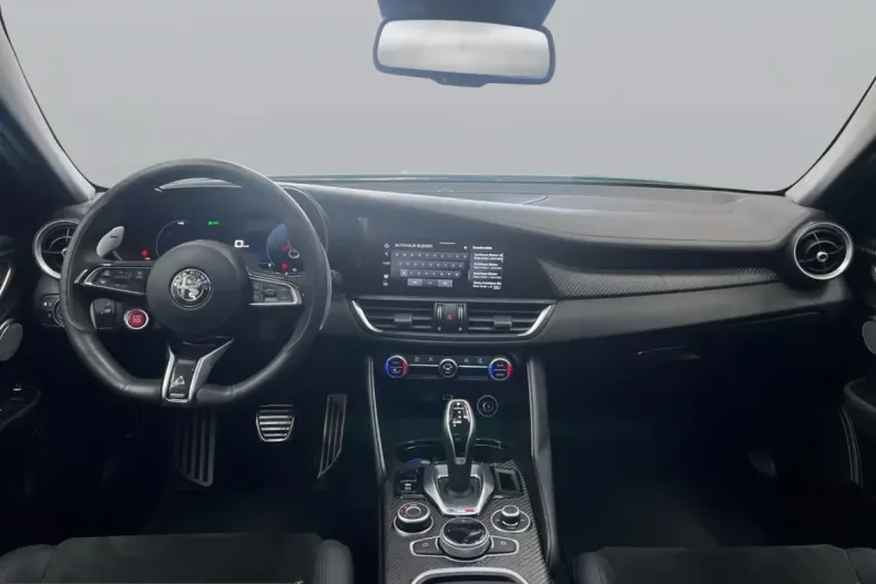 Alfa Romeo Giulia din 2024 cu 23.517 km - oferta ALF229081 - foto 9