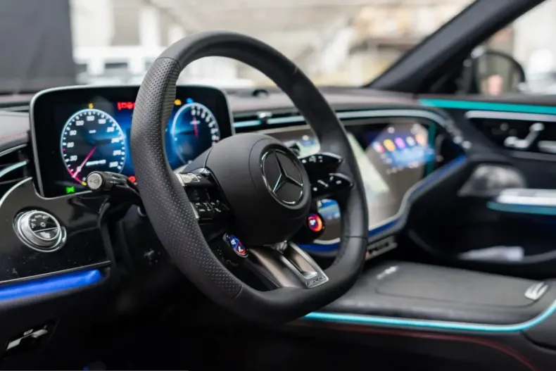 Mercedes-Benz E 53 AMG (Clasa E) din 2025 cu 15.848 km - oferta MER229083 - foto 18