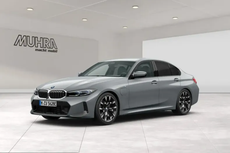 BMW 330 (Seria 3) din 2025 cu 11.451 km - oferta BMW229086 - foto 1