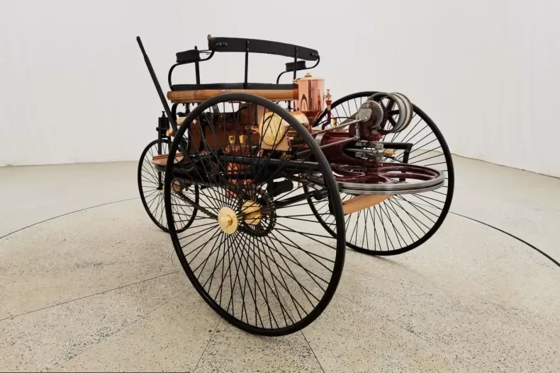 Mercedes-Benz Patent-Motorwagen No. 1 din 2023 cu 9.999 km - oferta MER229089 - foto 10