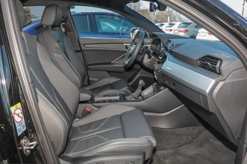 Audi Q3 din 2025 cu 6.932 km - oferta AUD229090 - foto 4