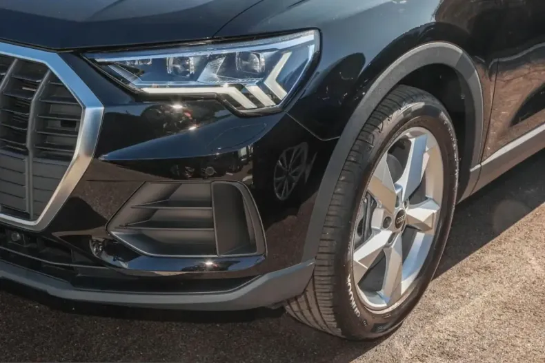 Audi Q3 din 2025 cu 6.932 km - oferta AUD229090 - foto 10