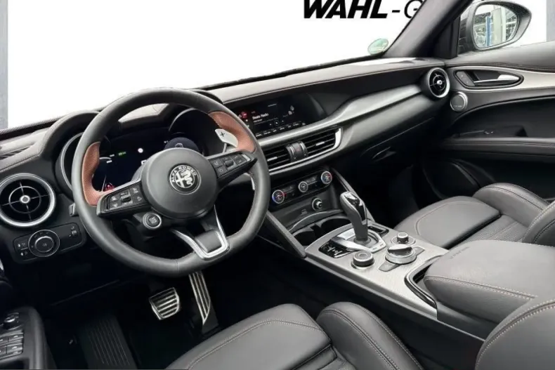 Alfa Romeo Stelvio din 2025 cu 14.800 km - oferta ALF229099 - foto 11