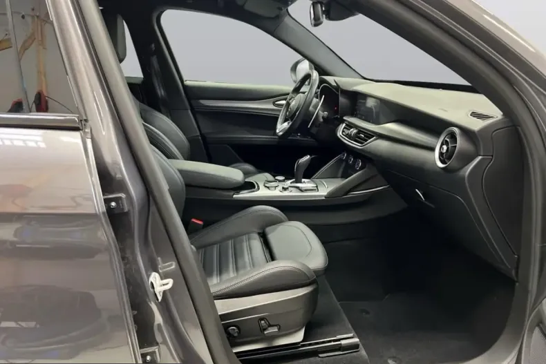 Alfa Romeo Stelvio din 2024 cu 22.820 km - oferta ALF229103 - foto 10