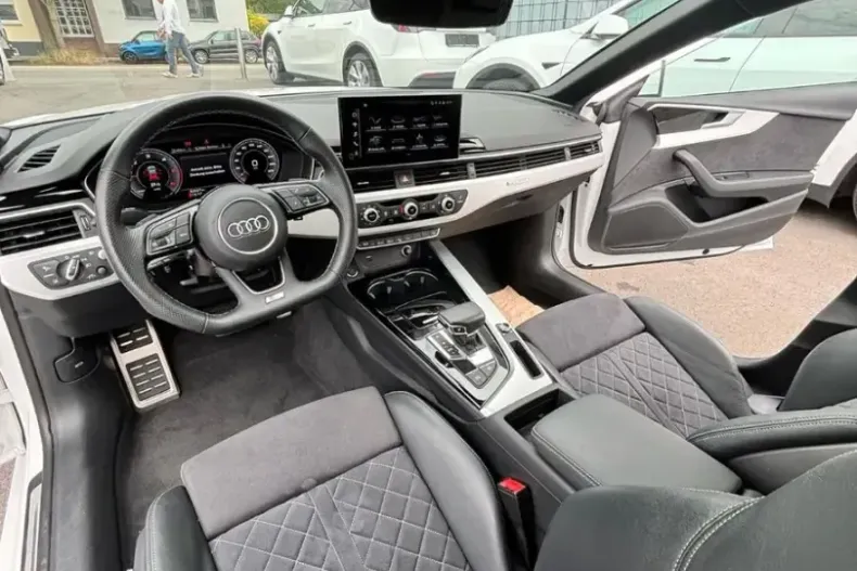 Audi A5 din 2022 cu 63.300 km - oferta AUD229104 - foto 16