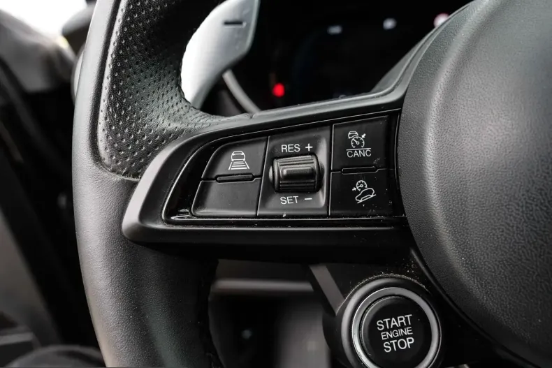 Alfa Romeo Stelvio din 2024 cu 11.290 km - oferta ALF229105 - foto 17