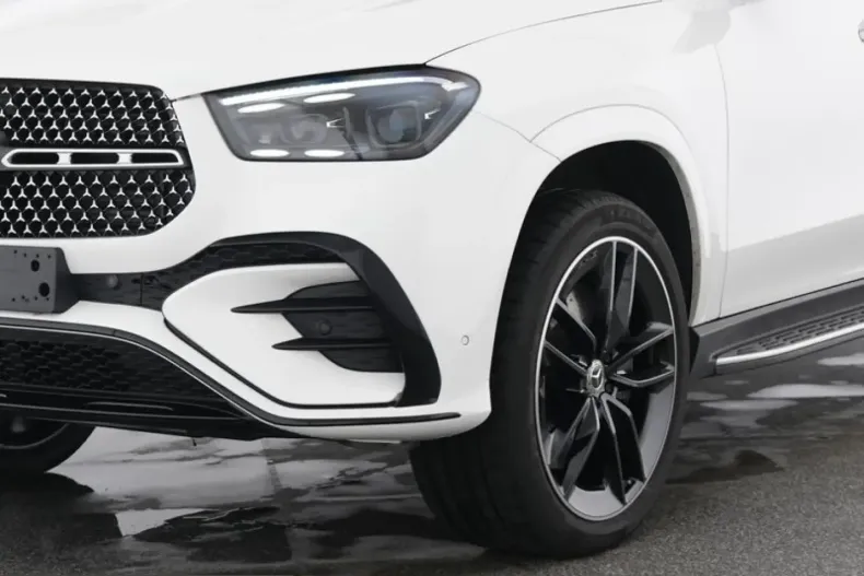 Mercedes-Benz GLE 350 (Clasa GLE) din 2025 cu 37.128 km - oferta MER229107 - foto 3