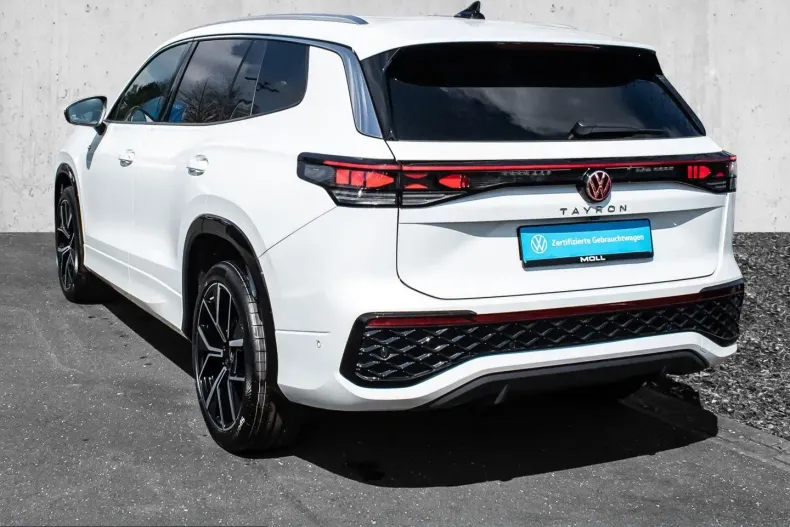 Volkswagen Tayron din 2025 cu 11.840 km - oferta VOL229115 - foto 3