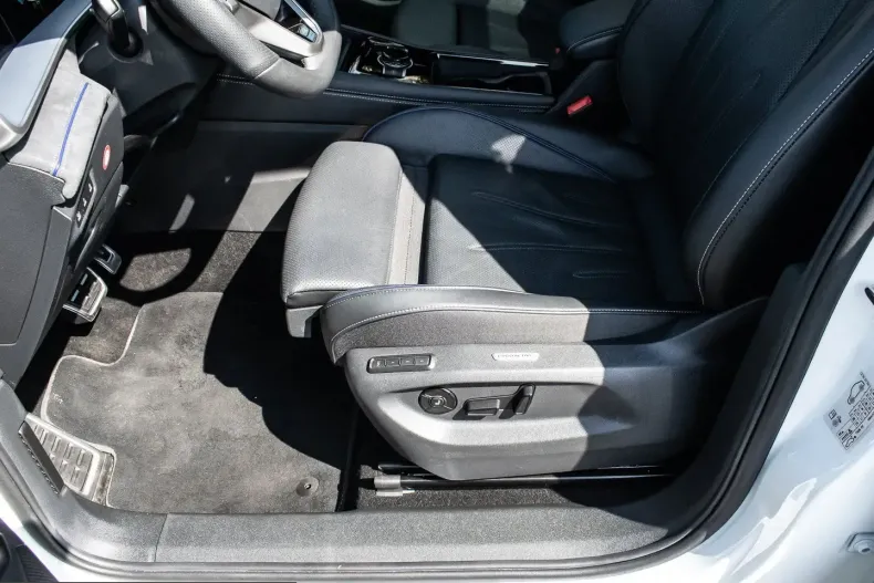 Volkswagen Tayron din 2025 cu 11.840 km - oferta VOL229115 - foto 17